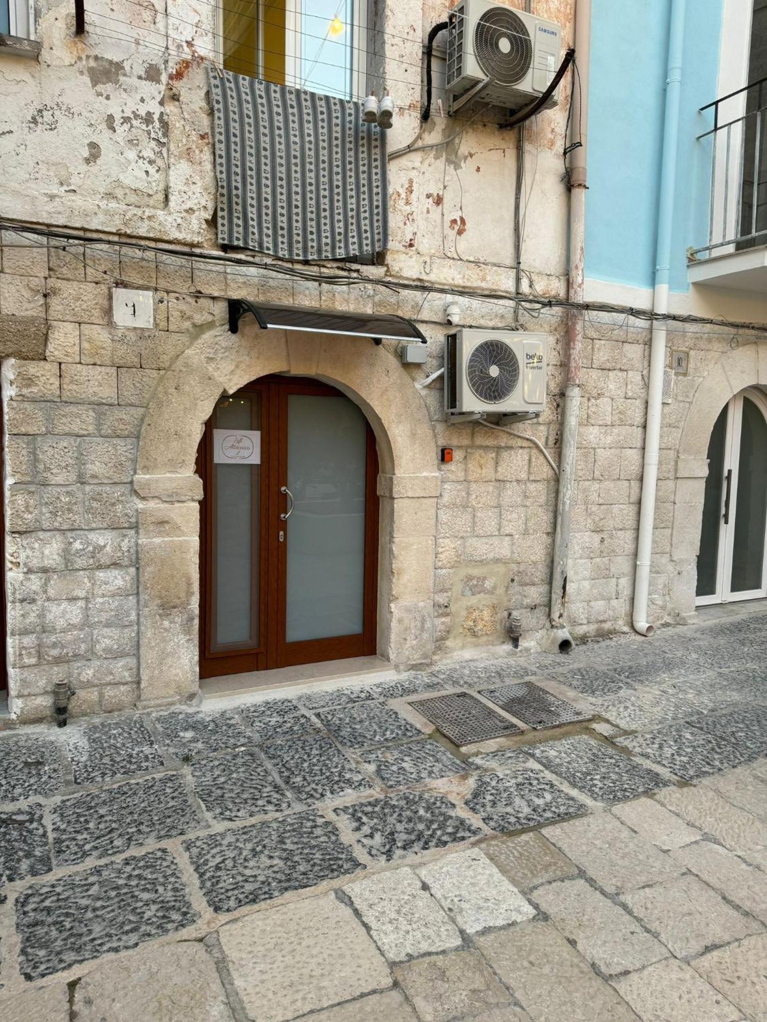 Loft Albicocca 2 Hotel Bari Kültér fotó